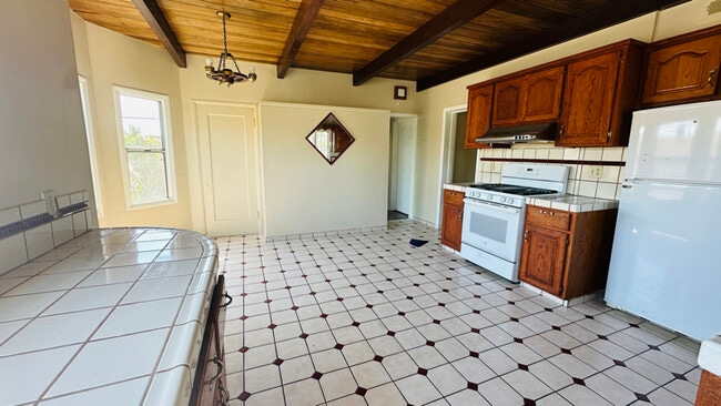 Building Photo - 5432 Foothill Blvd Rental