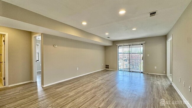 1511 Raspberry Ct