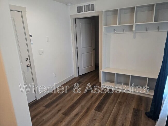 Photo - 442 E Depot St