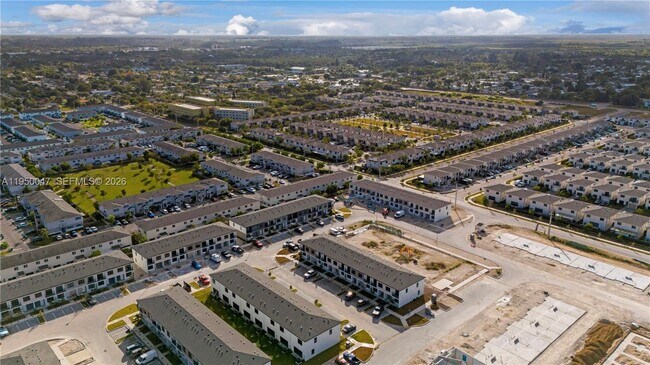 Photo - 417 NW 13 Ct