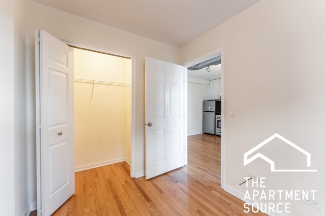 Photo - 2520 W Leland Ave Unit 2520 West Leland Ave