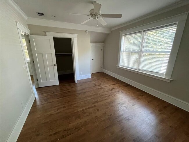 Photo - 605 Demere Way