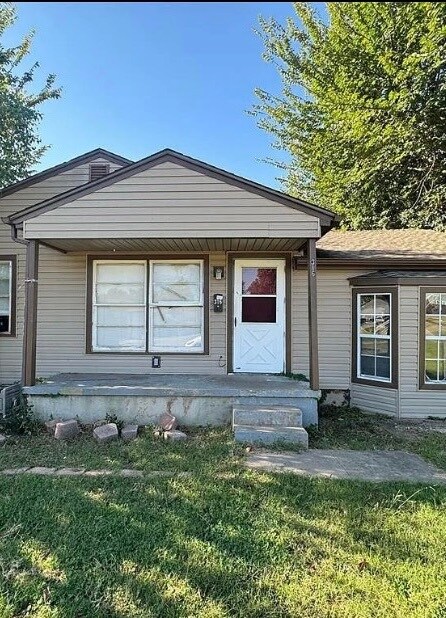 Photo - 316 E Jarman