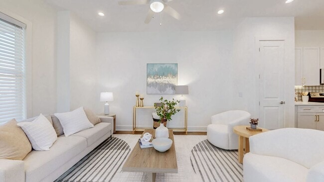 Photo - 468 Herringbone Ct