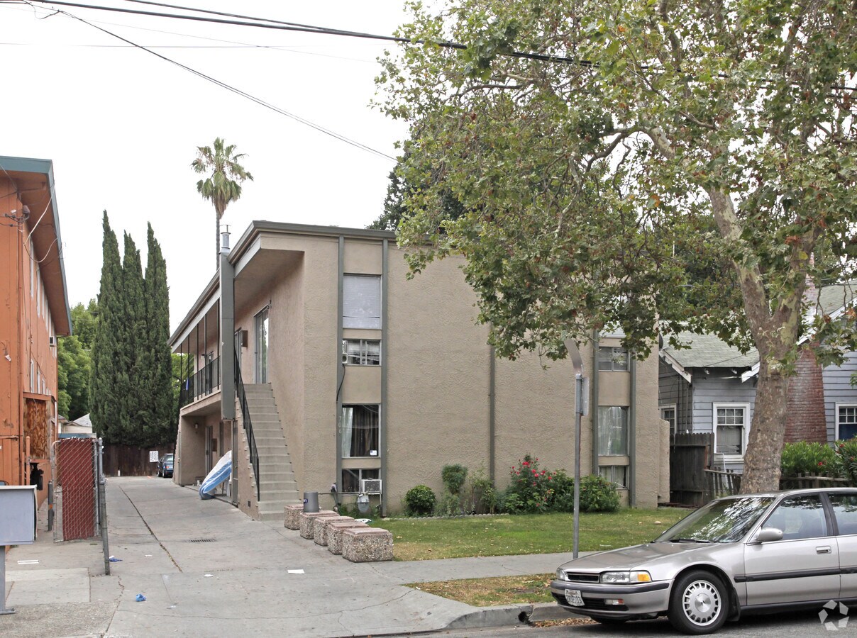 Photo - 706 S 9th St Apartamentos