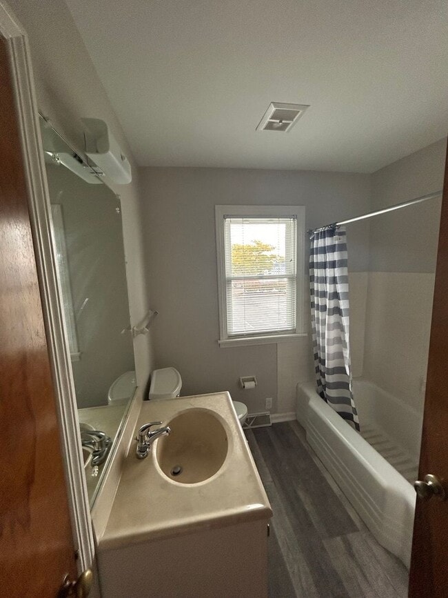 Photo - 1292C Unidad 1292C