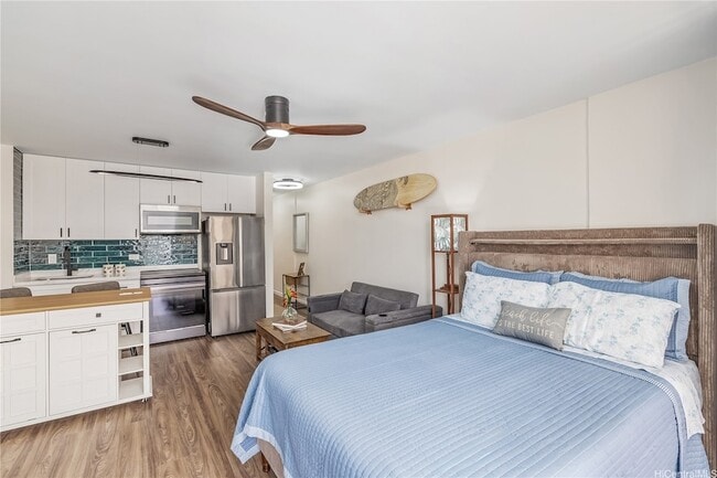 Building Photo - 2345 Ala Wai Blvd