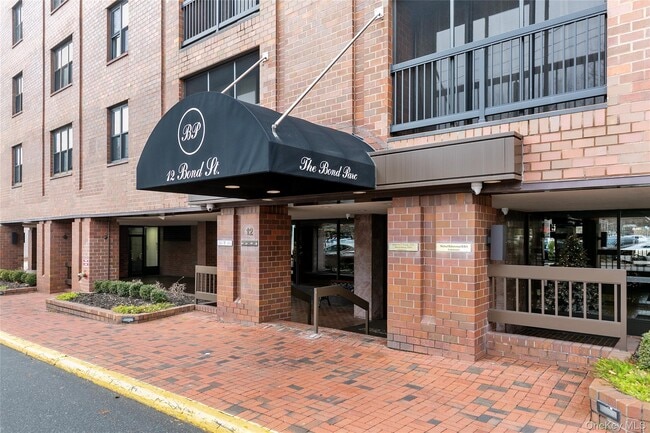 Photo - 12 Bond St Unit 4-C