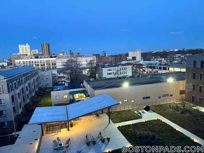 Building Photo - 55 Brighton Ave Unit 408