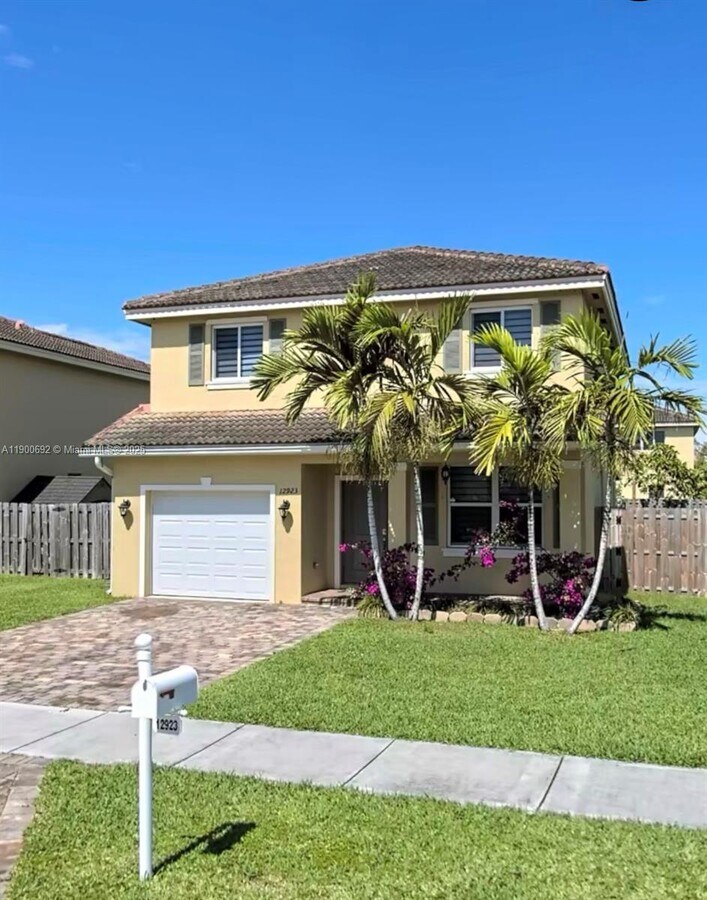 Photo - 12923 SW 285th Terrace