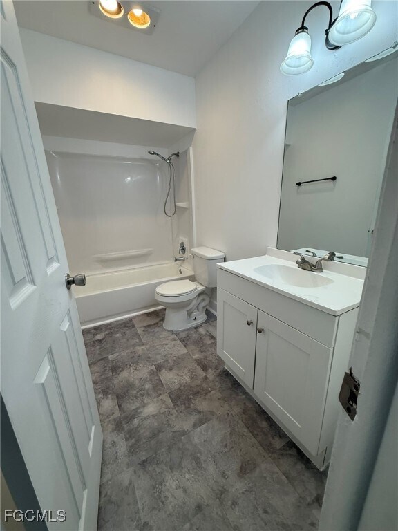 Photo - 2708 Broadway Unit 5