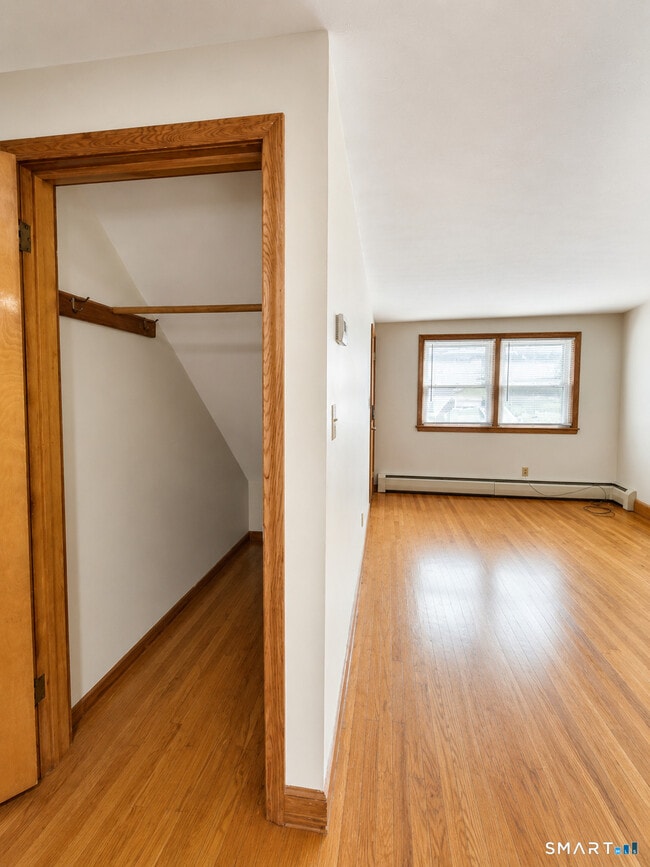 Photo - 359-363 Brook St Unit 363
