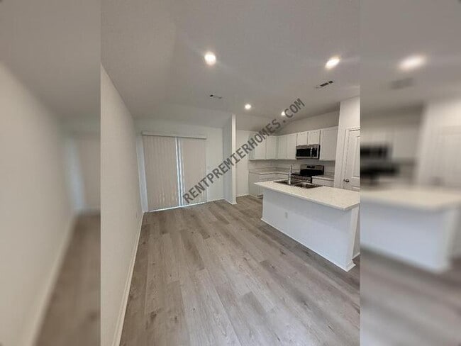 Photo - 250 Sarah Alyse Ln