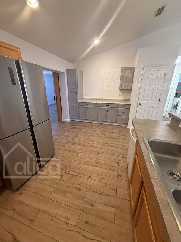 Photo - 1143 Madura Dr