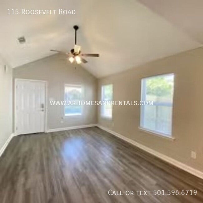 Photo - 115 Roosevelt Rd