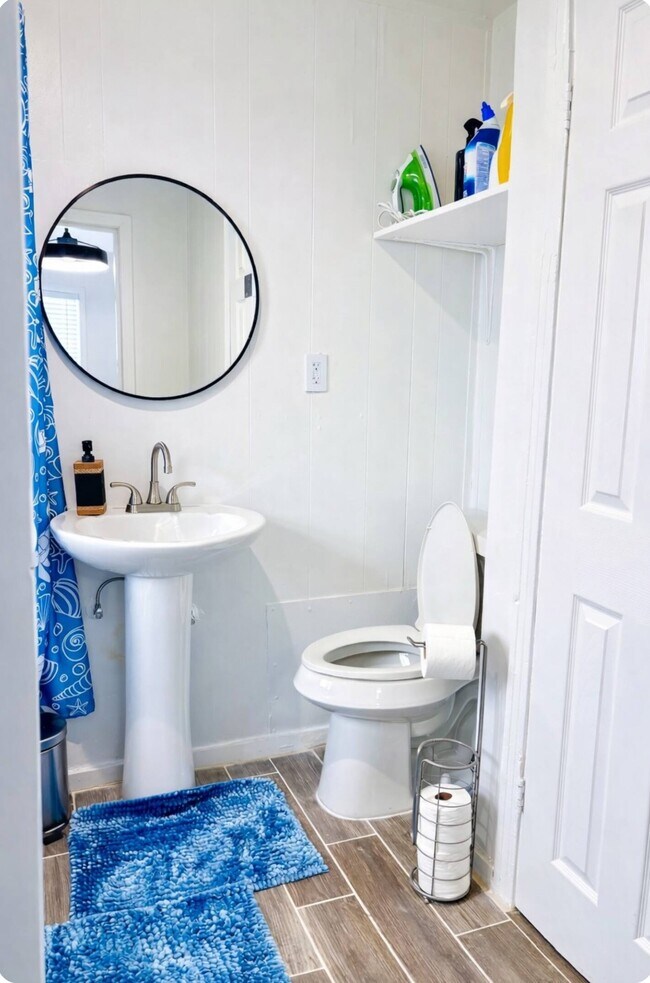 Photo - 903 Wooding St