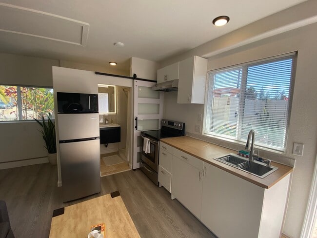 Photo - 13130 Ridgedale Dr Unidad ADU