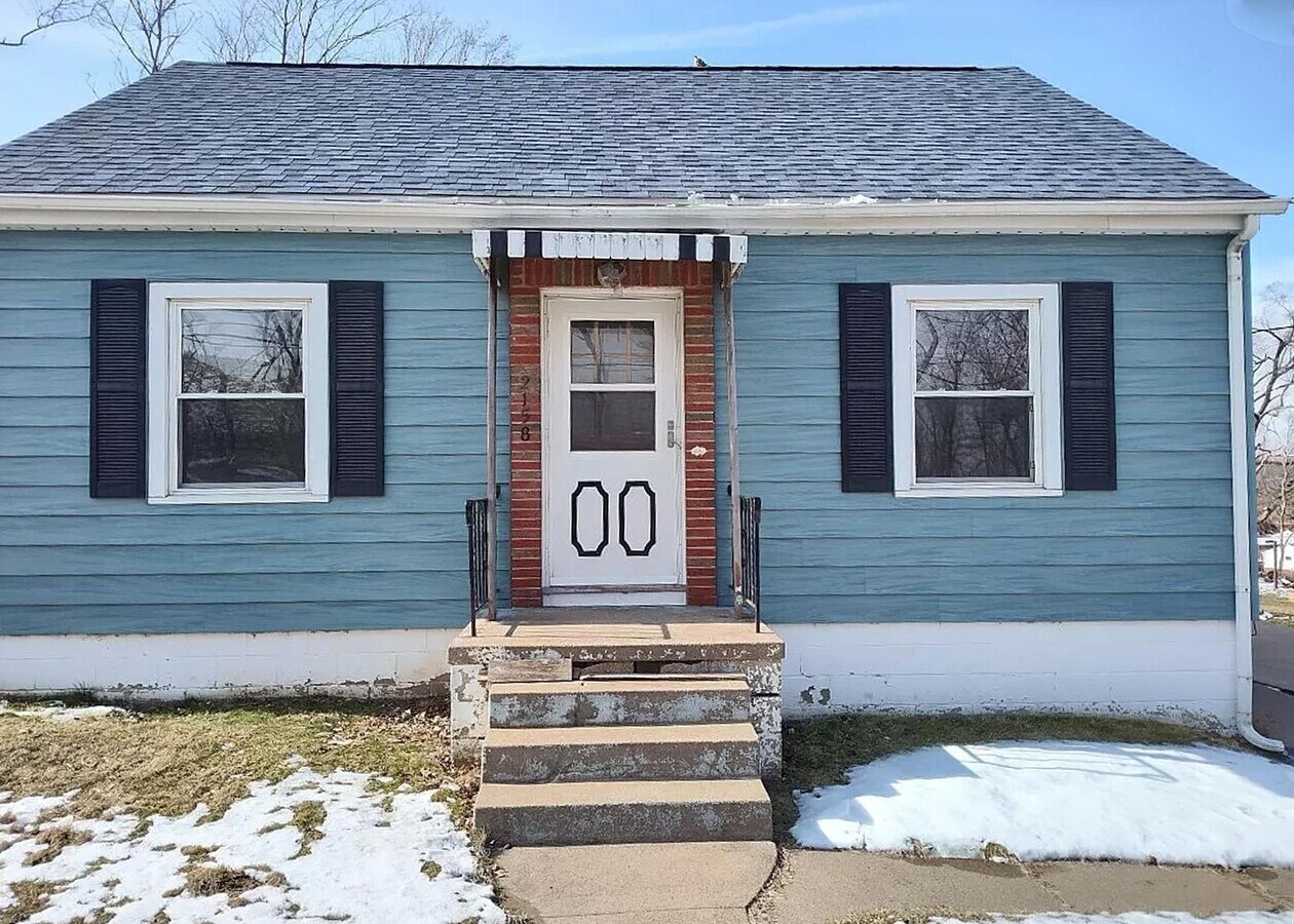 Photo - 2158 C St SW House
