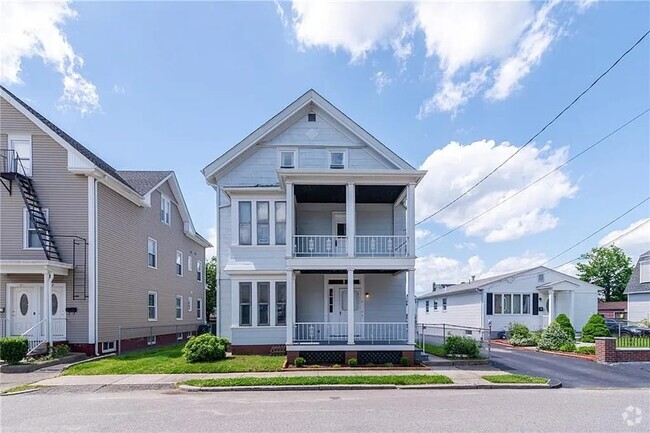Building Photo - 65 Sixth St Unit 1 Rental