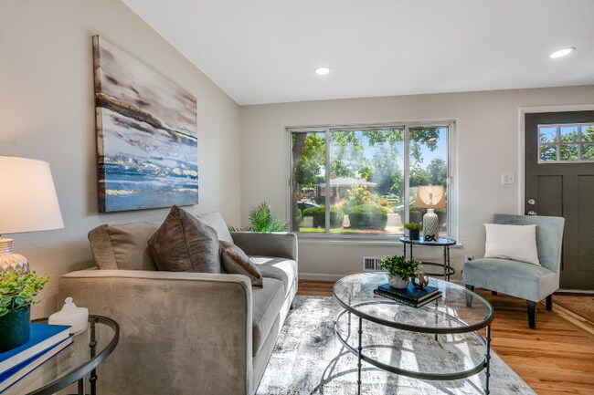 Photo - 2507 Zion St