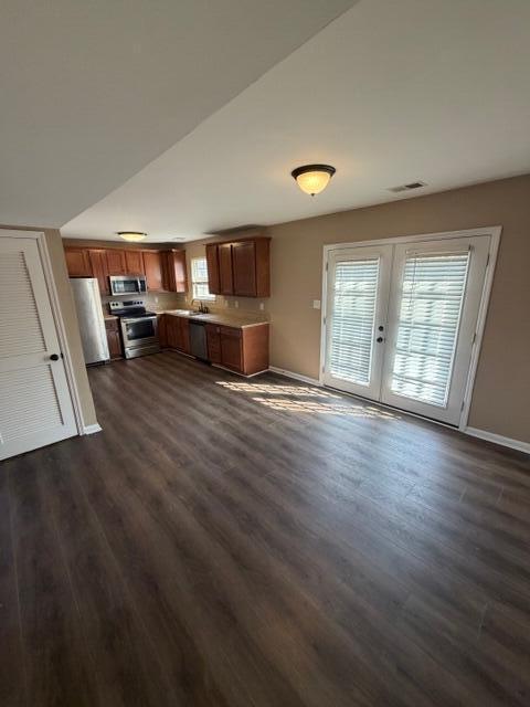 Photo - 3815 Lady Di Ln