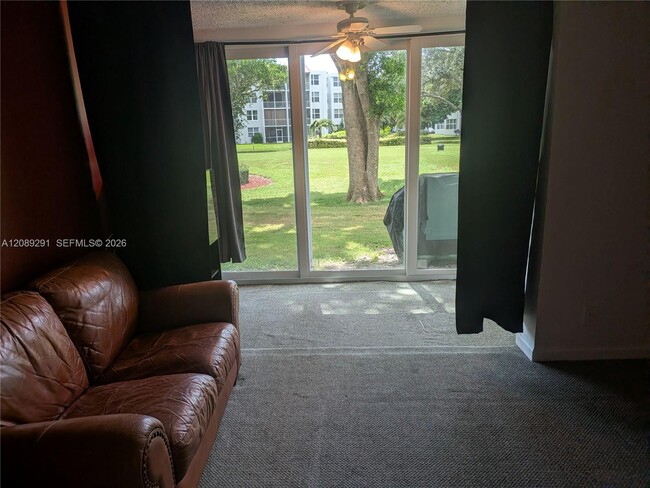 9471 Evergreen Pl Unit 106