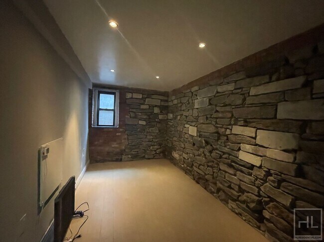 Photo - E 5TH ST. Unit A1