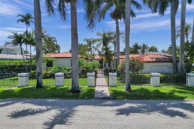 Photo - 609 Isle of Palms Dr