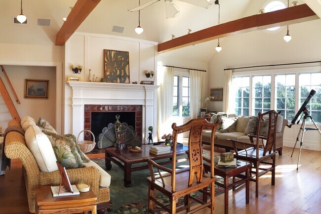 Photo - 16 Two Mile Hollow Rd