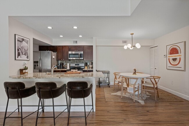 Building Photo - 1727 Village Blvd Unit 306