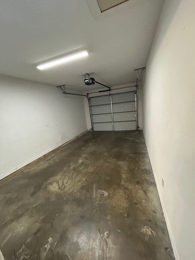Photo - 103 Sequoya Dr Unidad A