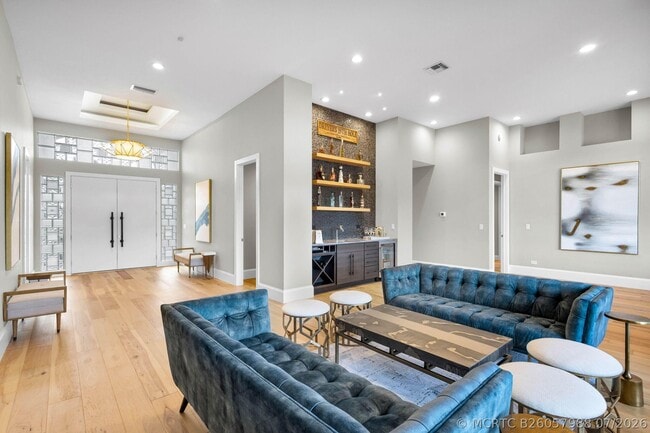 11 Marlwood Ln