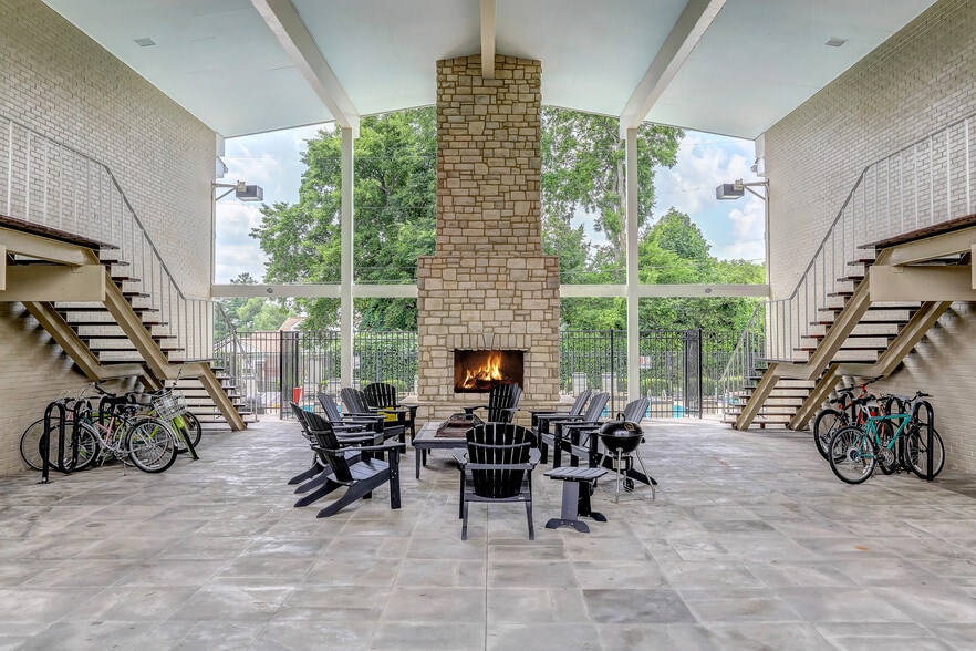 Outdoor Entertaining Area