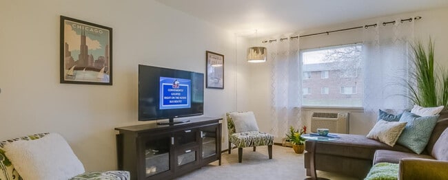 Photo - Varsity Square Apartments