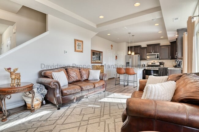 Photo - 7050 Silvergrass Dr