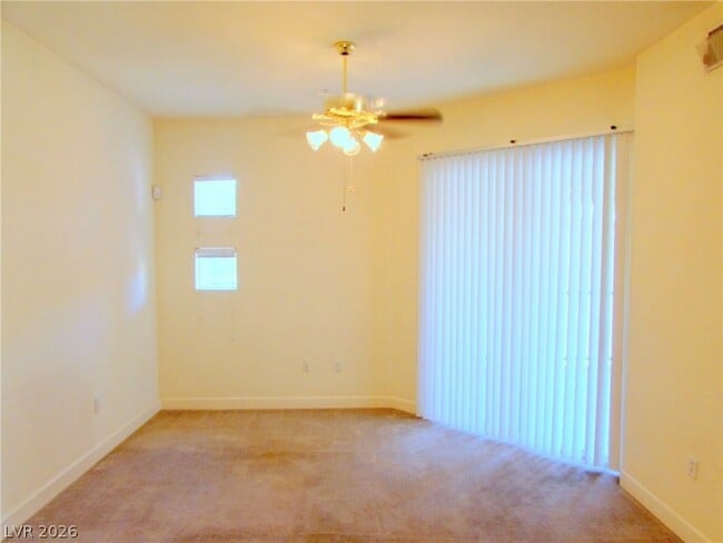 Photo - 83 E Agate Ave