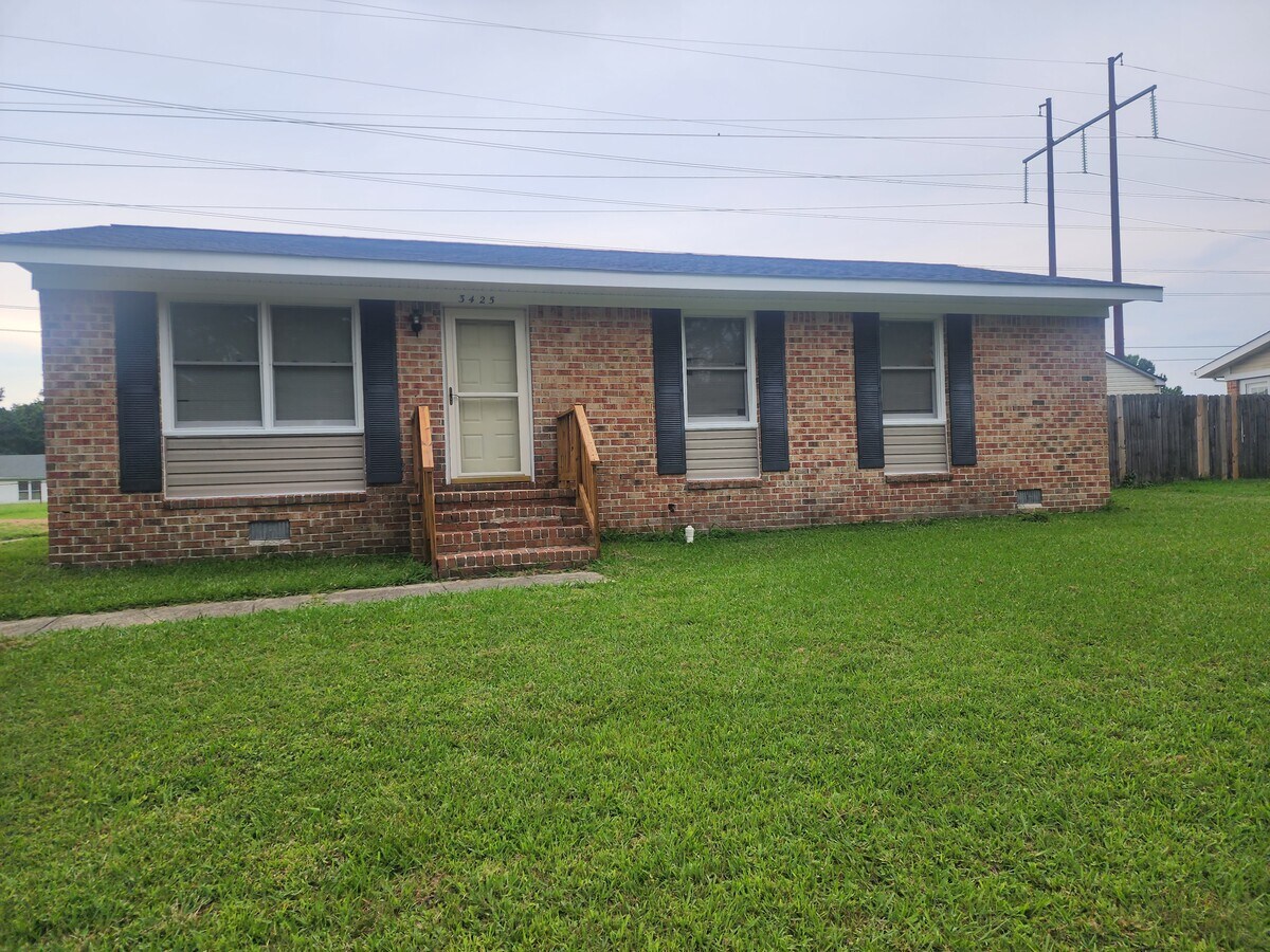 Photo - 3425 Challis Dr