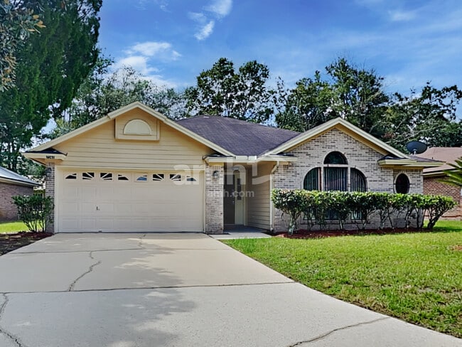 Building Photo - 7568 Deer Cove Ln