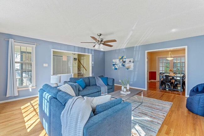 Building Photo - 750 SE Maynard Rd Unit ID1308908P Rental