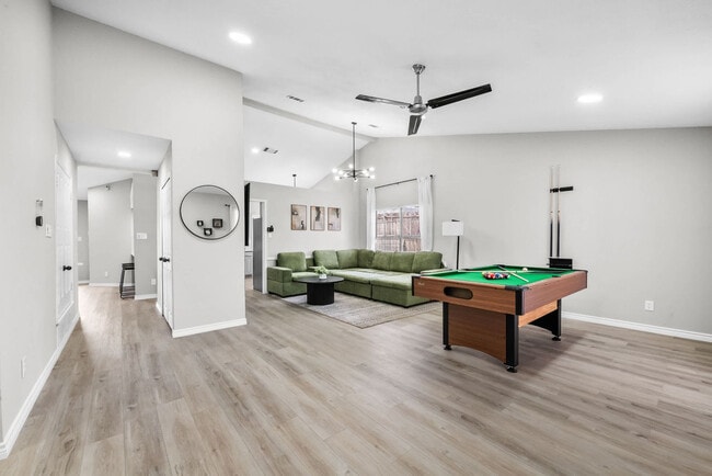 1040 Eagle Dr Unit SI ID1514800P