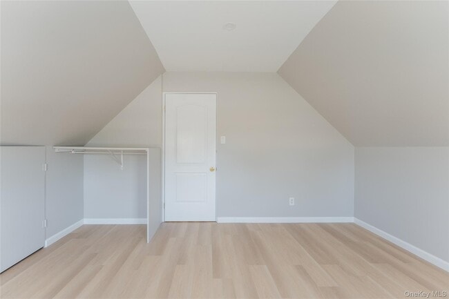 Photo - 71 Chimney Ln