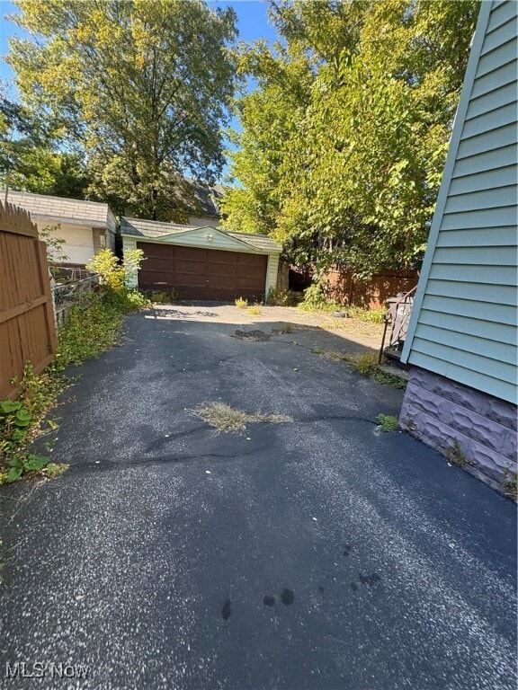 Photo - 3660 E 76th St Unidad Up