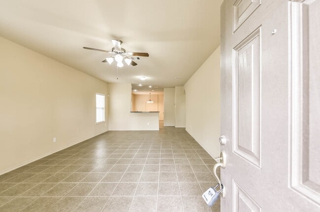 Photo - 19735 Crossfalls Ln