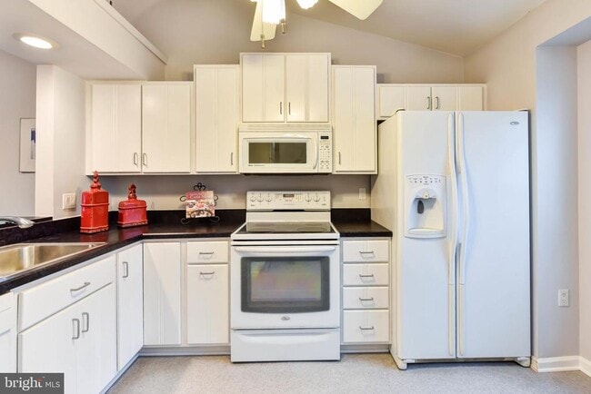 Photo - 2839 Yarling Ct