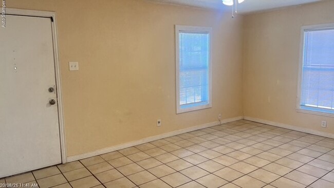 Photo - 509 Jordan Ln