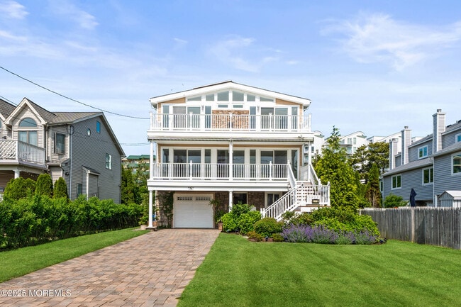 Photo - 272 Ocean Blvd N House