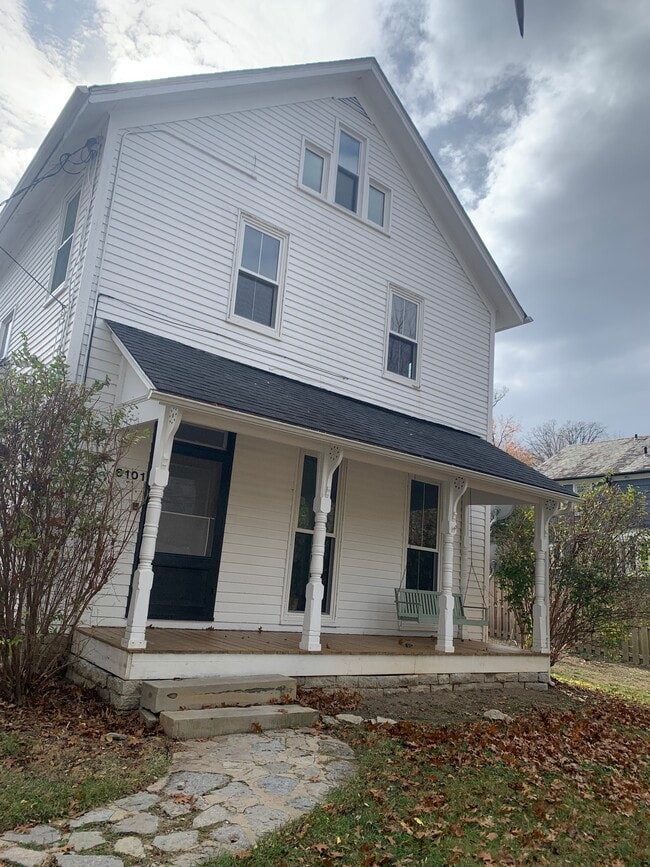 Building Photo - 6101 Contreras Rd Unit 2 Rental