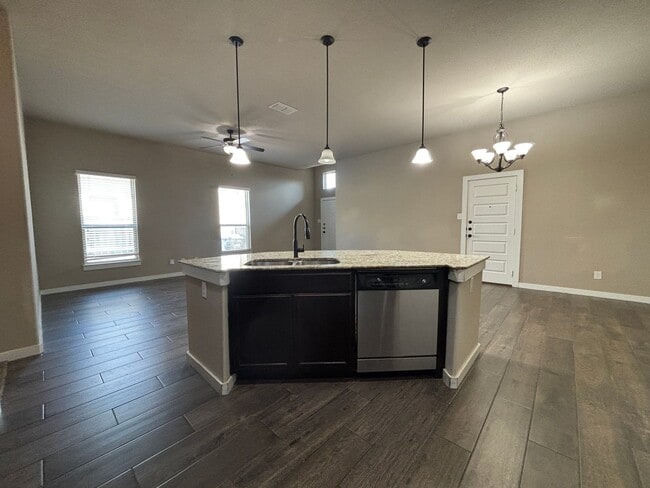 Photo - Luxury 3 Bed-2 Bath Duplex in NBTX!
