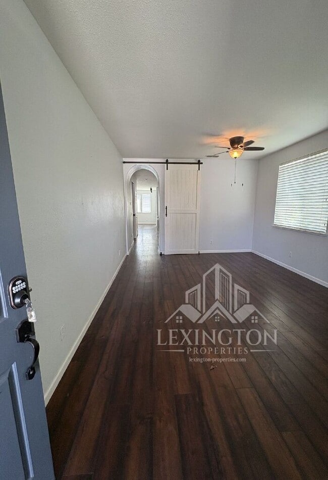 Photo - 11718 Kouros Way