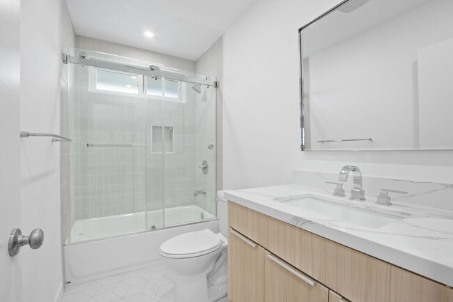 Photo - 2107 Montana Ave Unidad 07